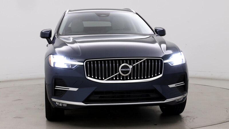 2023 Volvo XC60 B5 Plus 5