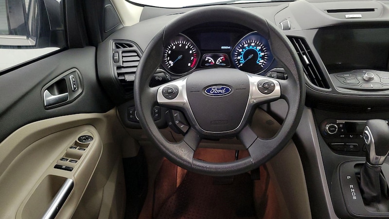 2016 Ford Escape SE 10