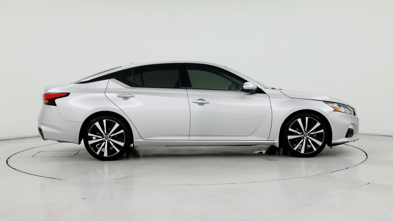 2020 Nissan Altima Platinum 7