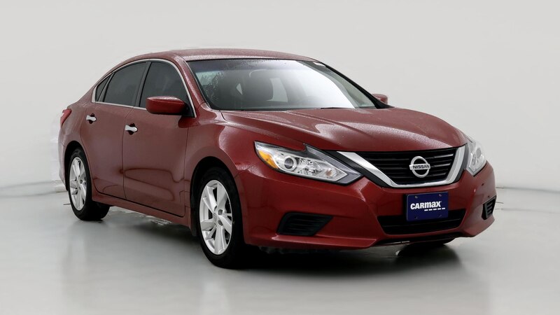 2017 Nissan Altima S Hero Image