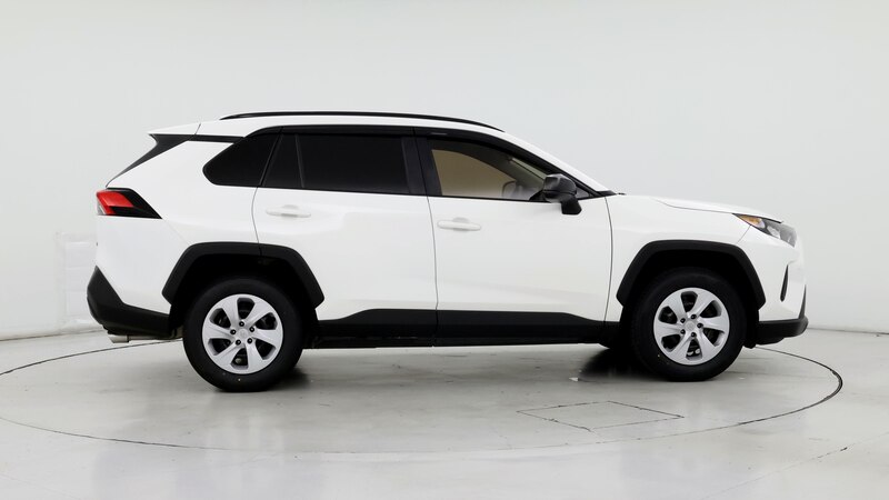 2019 Toyota RAV4 LE 7