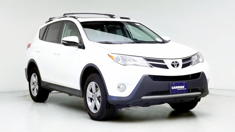 2015 Toyota RAV4 XLE Hero Image