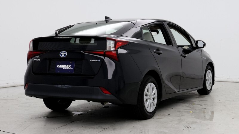 2019 Toyota Prius LE 8