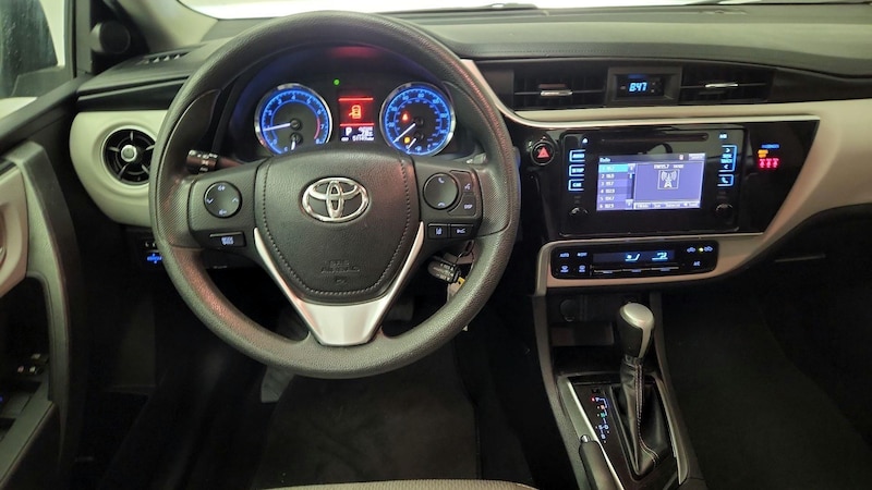 2019 Toyota Corolla LE 10