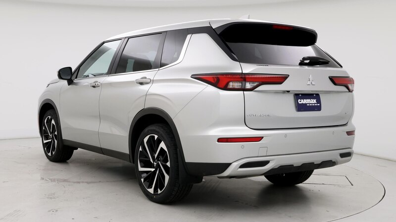 2023 Mitsubishi Outlander SE 2