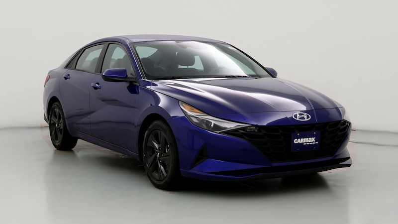 2022 Hyundai Elantra SEL Hero Image