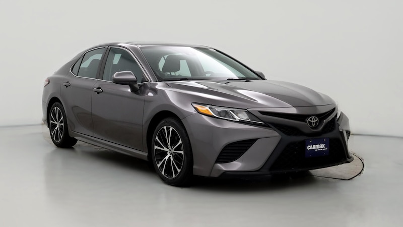 2019 Toyota Camry SE Hero Image