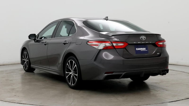 2019 Toyota Camry SE 2