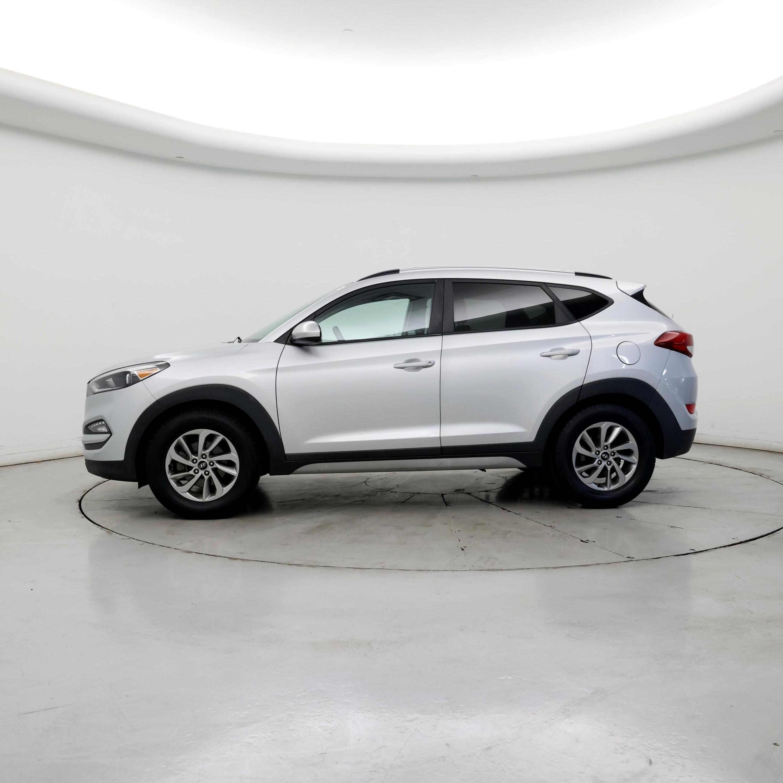 Thumbnail: 2018 Hyundai Tucson - 3
