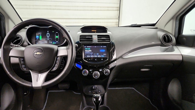 2016 Chevrolet Spark EV 9