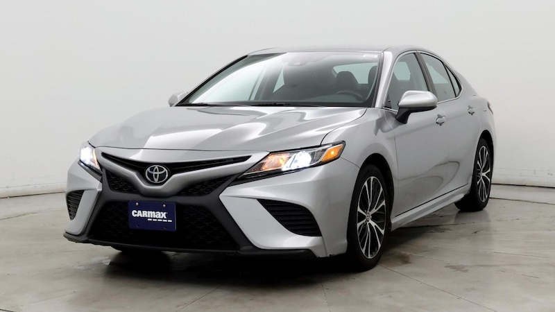 2020 Toyota Camry SE 4