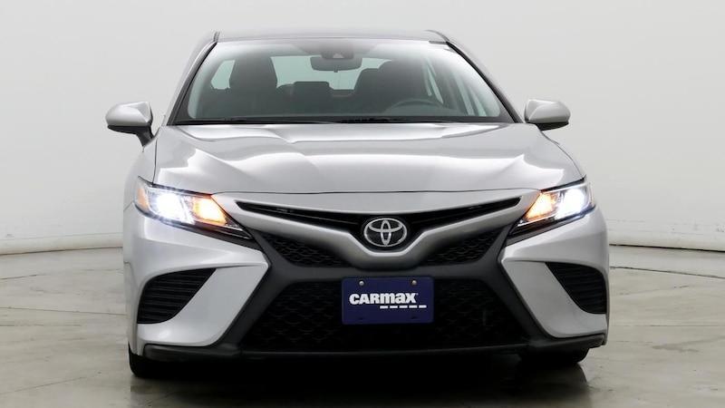 2020 Toyota Camry SE 5