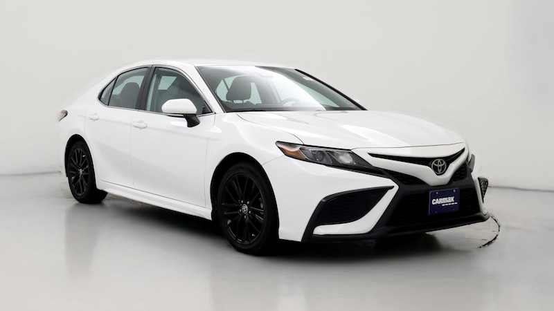 2022 Toyota Camry SE Hero Image