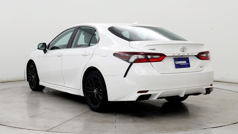 2022 Toyota Camry SE 2