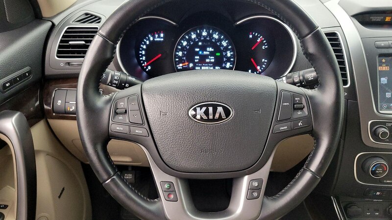 2014 Kia Sorento LX 10