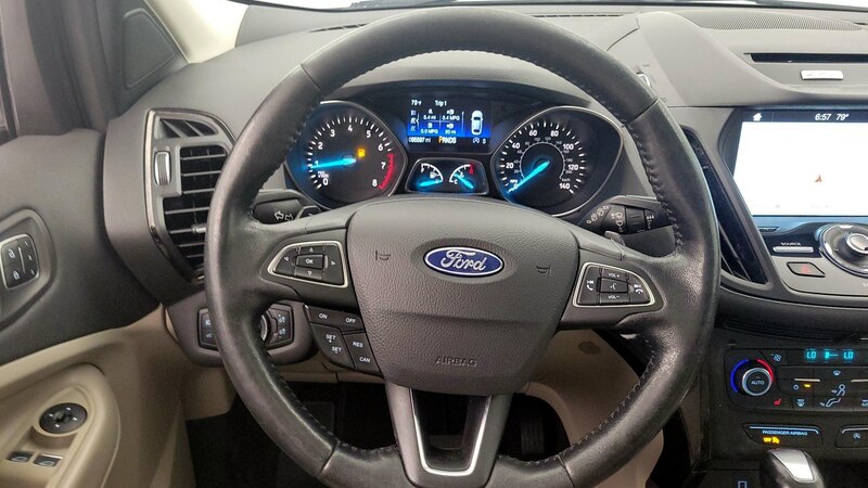 2017 Ford Escape Titanium 10