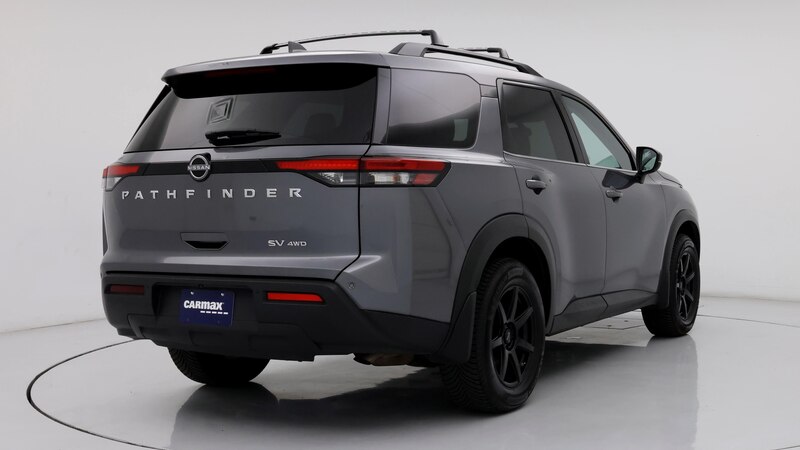 2022 Nissan Pathfinder SV 8