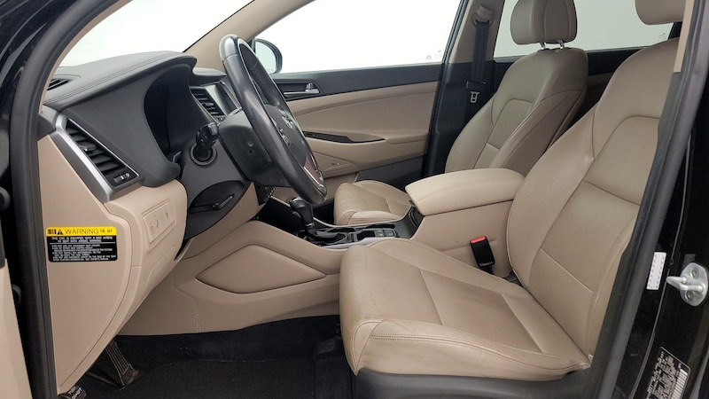 2017 Hyundai Tucson SE Plus 11