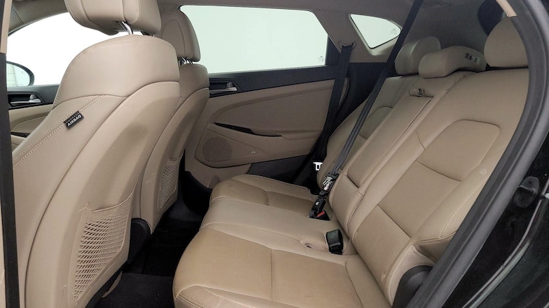 2017 Hyundai Tucson SE Plus 20