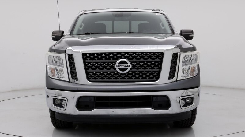 2017 Nissan Titan SV 5