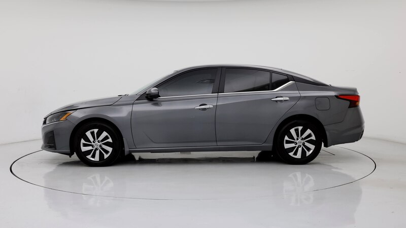 2023 Nissan Altima S 3