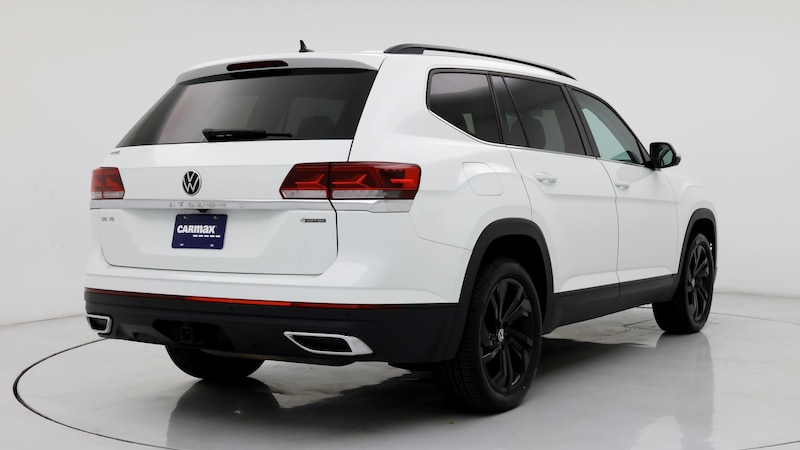 2023 Volkswagen Atlas SE 8