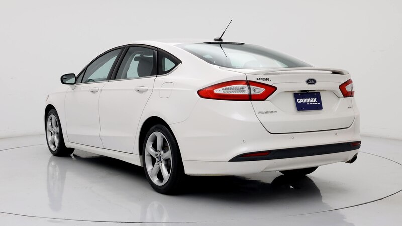 2016 Ford Fusion SE 2