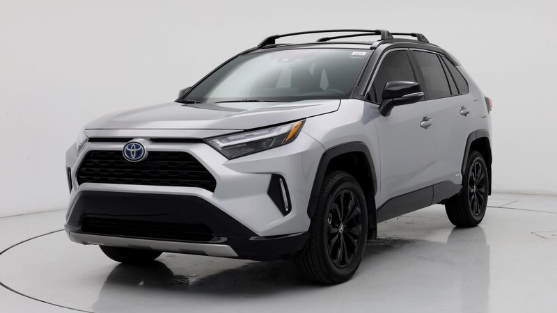 2024 Toyota RAV4 XSE 4