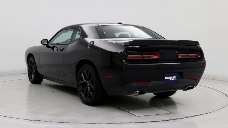 2022 Dodge Challenger SXT 2