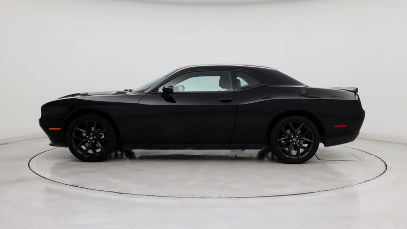 2022 Dodge Challenger SXT 3