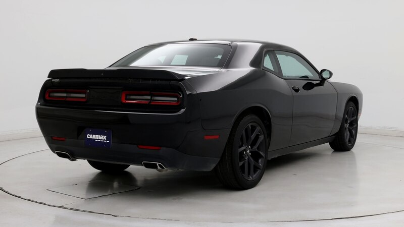 2022 Dodge Challenger SXT 8