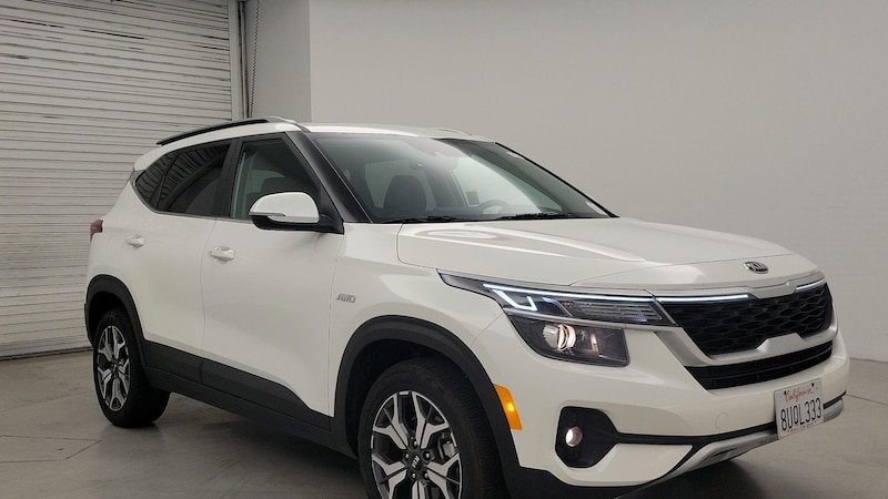 2021 Kia Seltos EX Hero Image