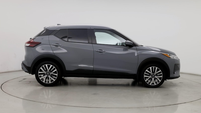 2022 Nissan Kicks SV 7