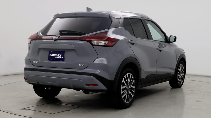 2022 Nissan Kicks SV 8