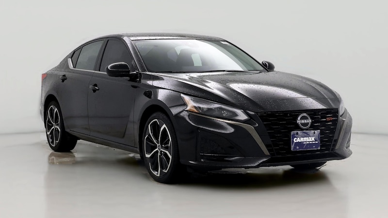 2023 Nissan Altima SR Hero Image