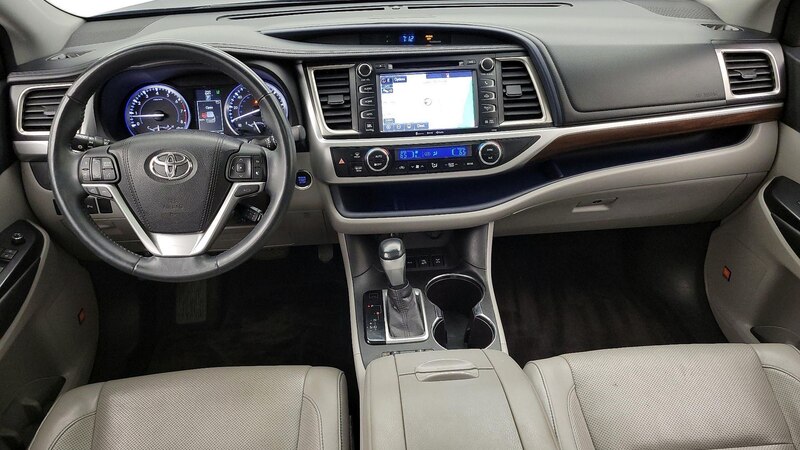 2016 Toyota Highlander Limited 9