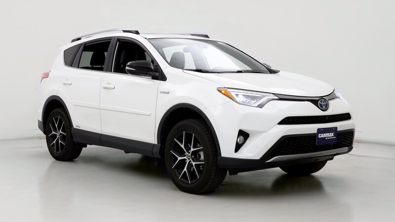 2017 Toyota RAV4 SE Hero Image