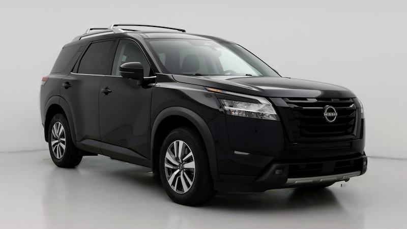 2022 Nissan Pathfinder SL Hero Image