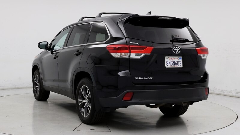 2019 Toyota Highlander LE 2