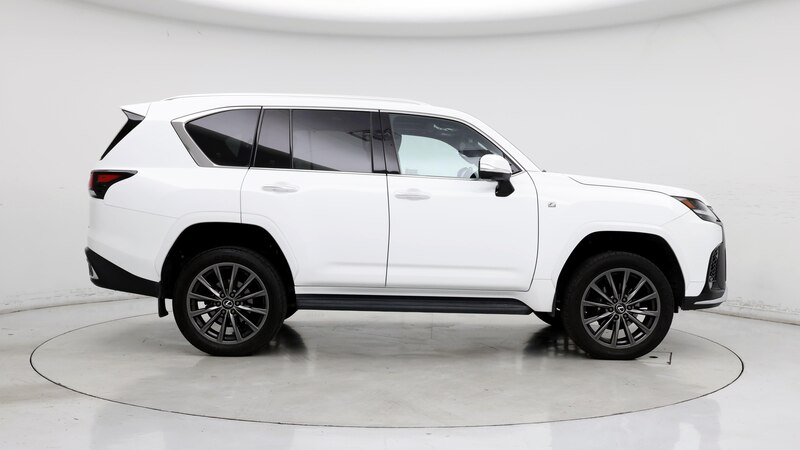 2022 Lexus LX 600 7