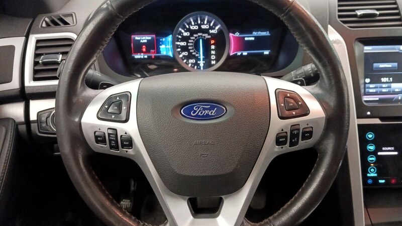 2014 Ford Explorer Sport 10