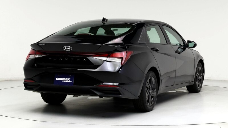 2021 Hyundai Elantra SEL 8