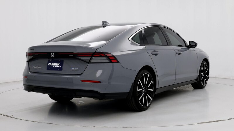 2023 Honda Accord Touring 8