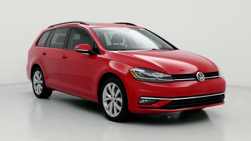 2019 Volkswagen Golf SE Hero Image