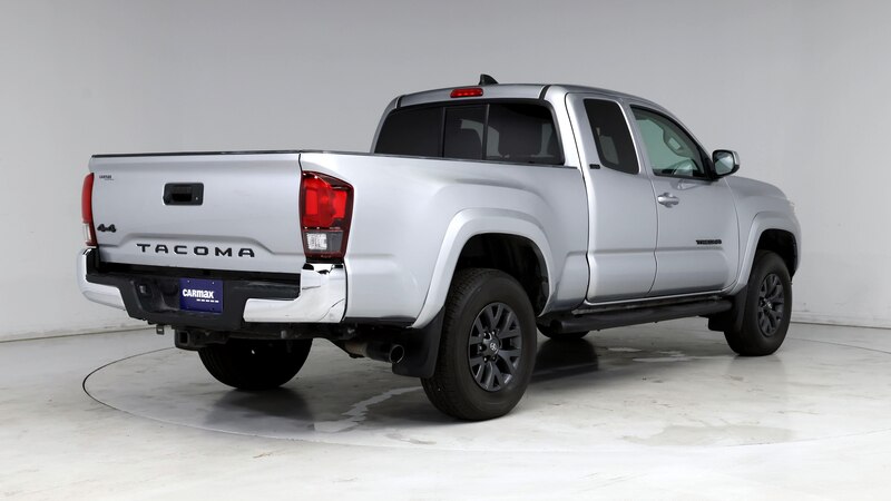 2022 Toyota Tacoma SR5 8