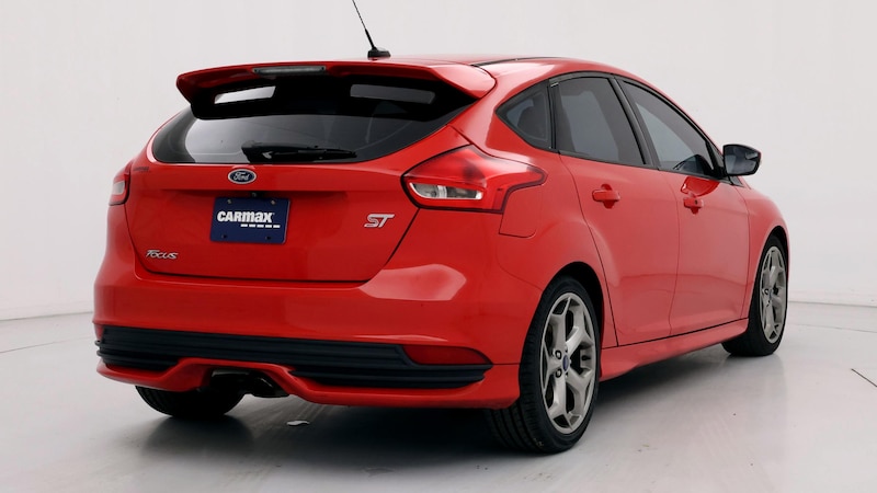 2015 Ford Focus ST 8