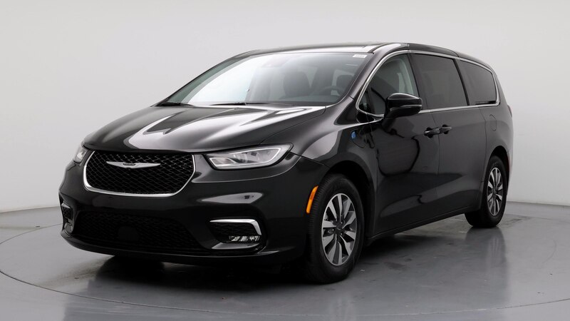 2022 Chrysler Pacifica Hybrid Touring L 4