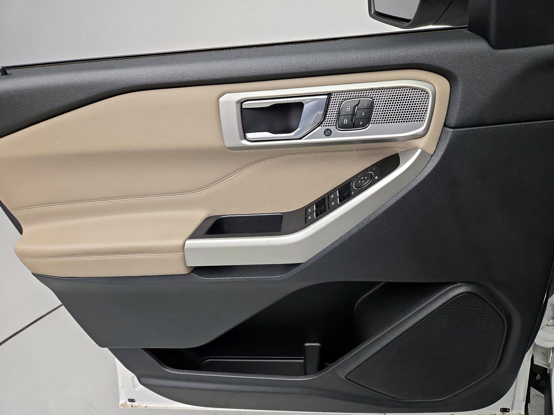 Thumbnail: 2020 Ford Explorer - 12