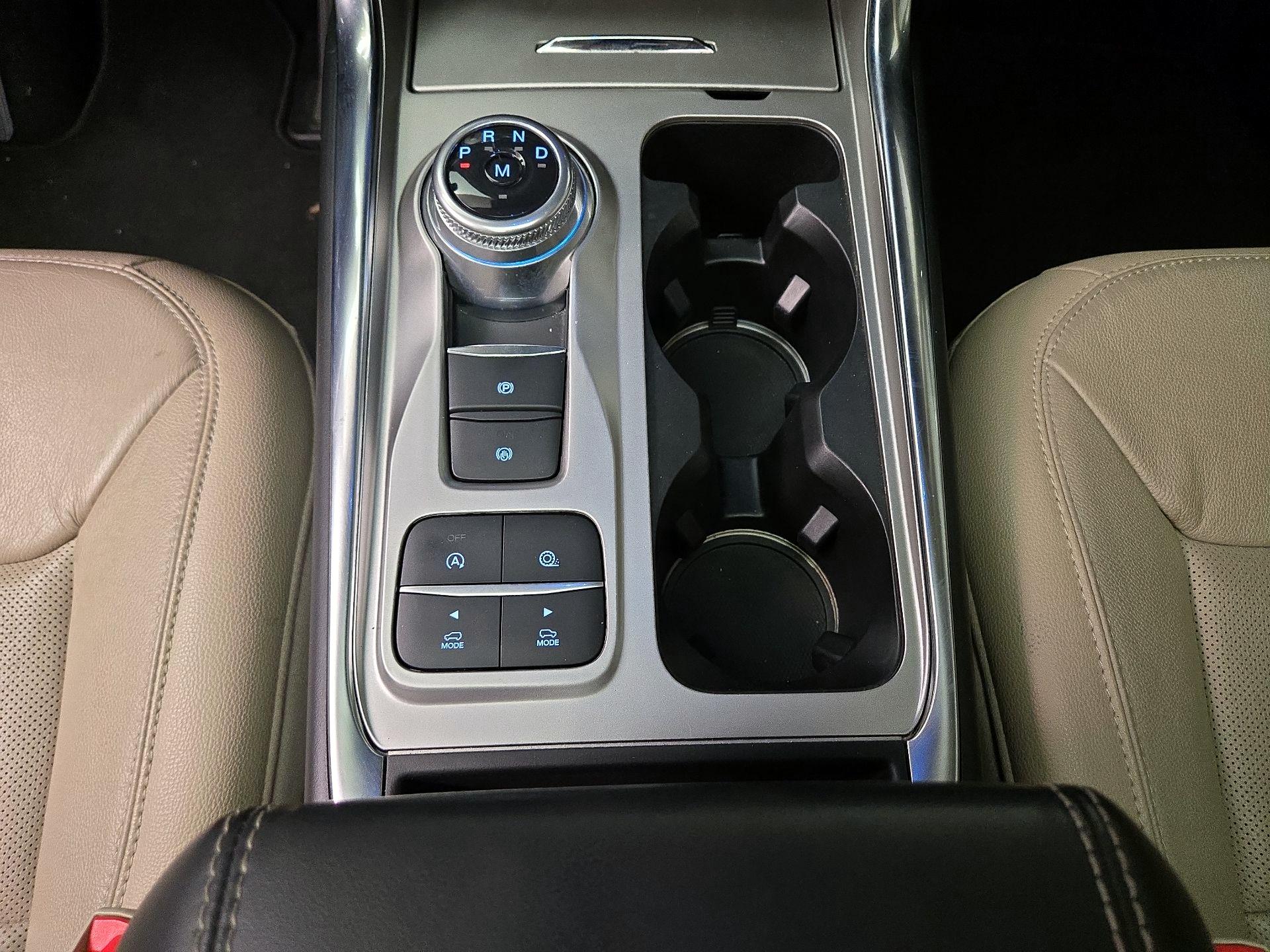 Thumbnail: 2020 Ford Explorer - 18