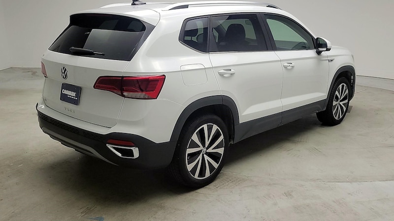 2023 Volkswagen Taos SE 5